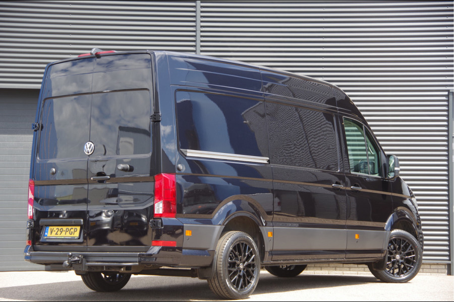 Volkswagen Crafter 35 2.0 TDI L3H3(L2H2) Highline 177PK AUT. LED, TREKHAAK, STOELVERWARMING, CAMERA, NAVI, CRUISE, AIRCO, VOORRUIT VERWARMING