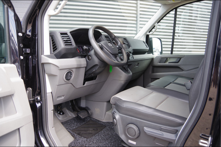 Volkswagen Crafter 35 2.0 TDI L3H3(L2H2) Highline 177PK AUT. LED, TREKHAAK, STOELVERWARMING, CAMERA, NAVI, CRUISE, AIRCO, VOORRUIT VERWARMING