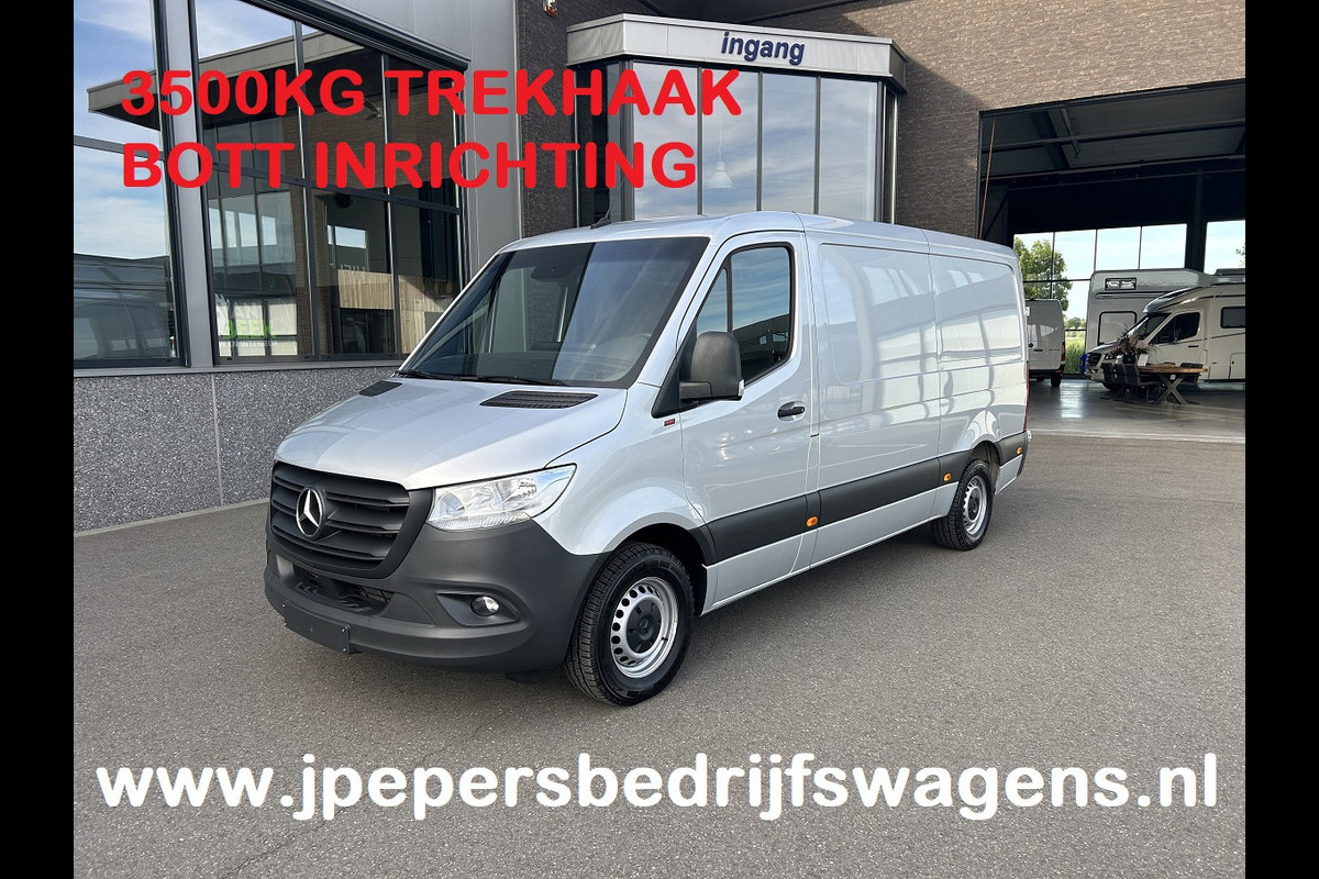 Mercedes-Benz Sprinter 315 CDI L2 H1 RWD BOTT Inrichting / 3500KG Trekhaak / MBUX 10.25 / Navigatie / Cruise control / Airco / 270 Graden achterdeuren