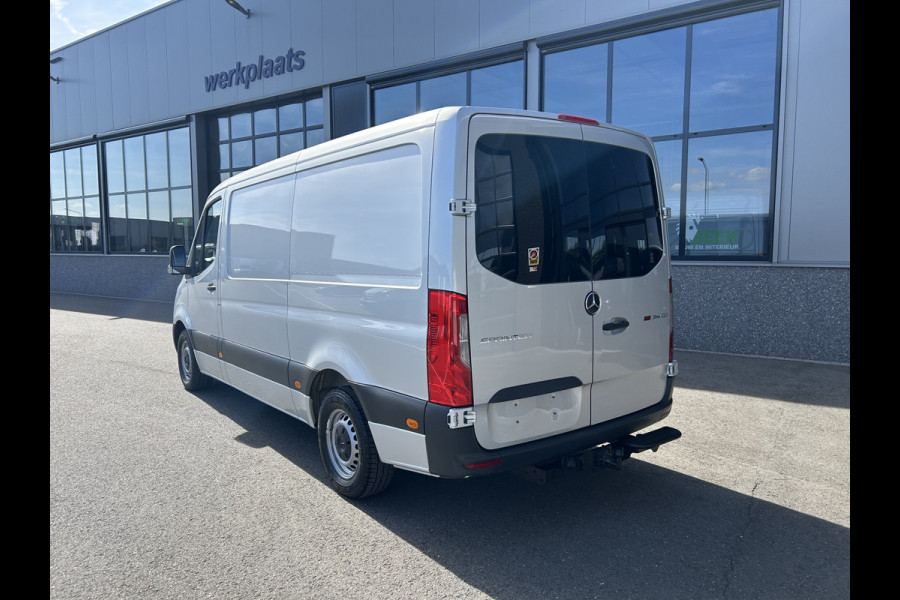 Mercedes-Benz Sprinter 315 CDI L2 H1 RWD 3500KG Trekhaak / BOTT Inrichting / MBUX 10.25 / Navigatie / Cruise control / Airco / 270 Graden achterdeuren