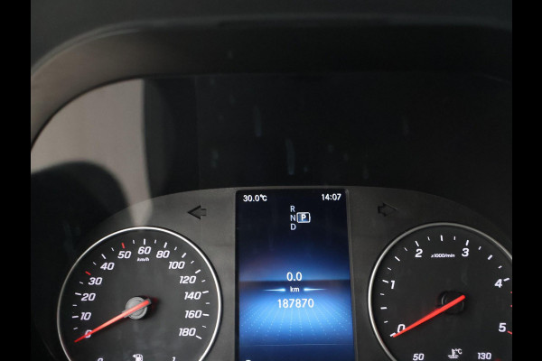 Mercedes-Benz Sprinter 319 3.0 CDI V6 190 PK L2H1 + LUCHTVERING | LED | ELEKTTR. SCHUIFDEUR | 360 CAMERA | 3500 KG TREKHAAK