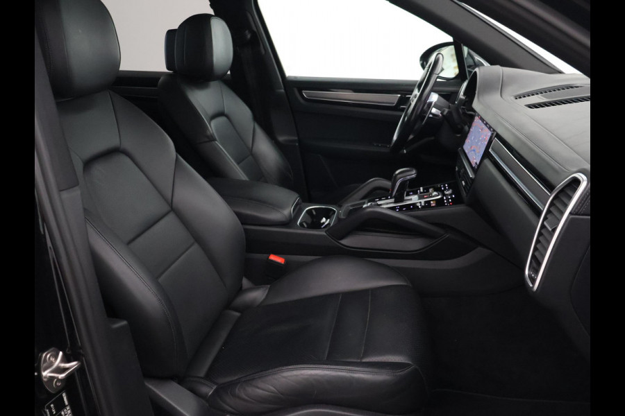 Porsche Cayenne 3.0 V6 340 PK + 360 CAMERA | PANORAMA | BOSE | 21 INCH | LUCHTVERING | WEGKL. TREKHAAK