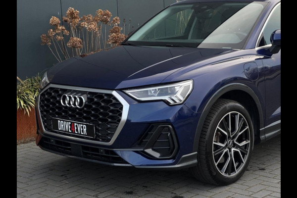 Audi Q3 Sportback 45 TFSI e | S Line | Matrix | 360 | Dodehoek