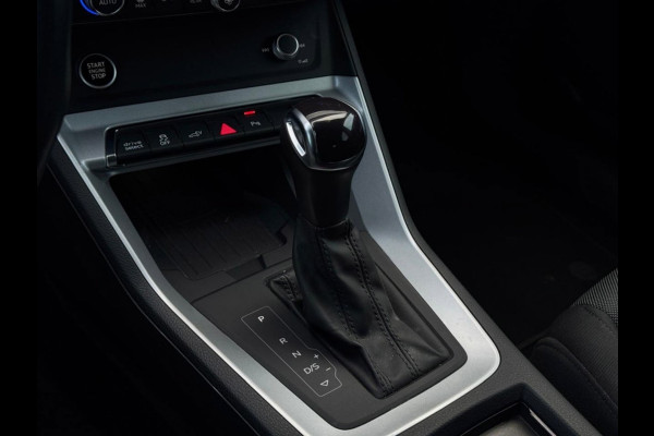 Audi Q3 Sportback 45 TFSI e | S Line | Matrix | 360 | Dodehoek