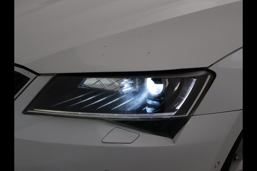Škoda Superb Combi 2.0 TDI 150 PK DSG AUT. *BTW* + PANORAMA | LEDER | CANTON | LED | MEMORY