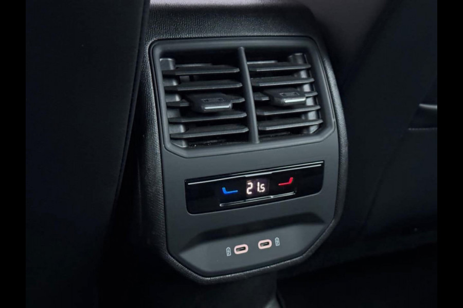 CUPRA Leon Sportstourer 1.5 TSI | Nieuw model | VZ stuur |