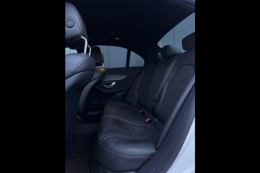 Mercedes-Benz C-Klasse 63 AMG | Downpipe | Carbon Bodykit