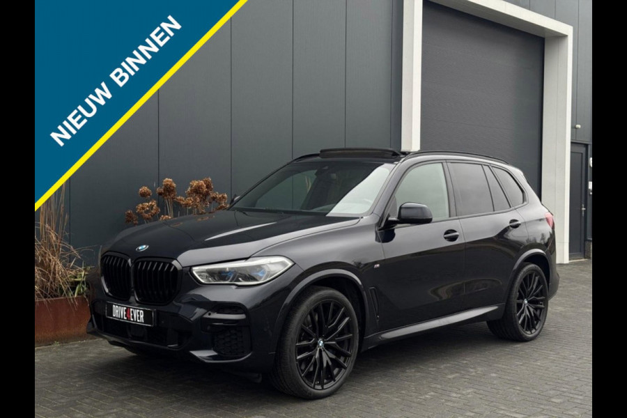 BMW X5 XDrive40d | M Pack | 22 inch | Kuipstoelen | Pano