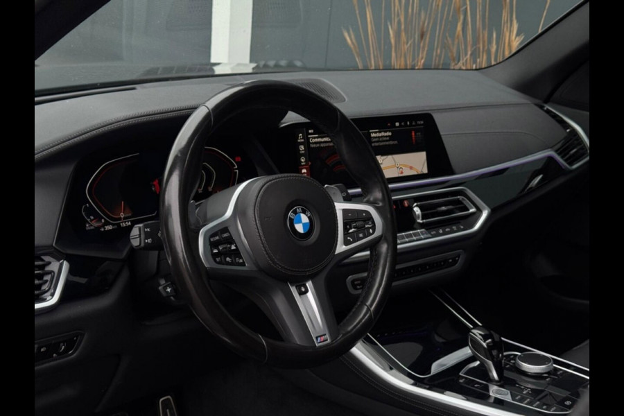 BMW X5 XDrive40d | M Pack | 22 inch | Kuipstoelen | Pano