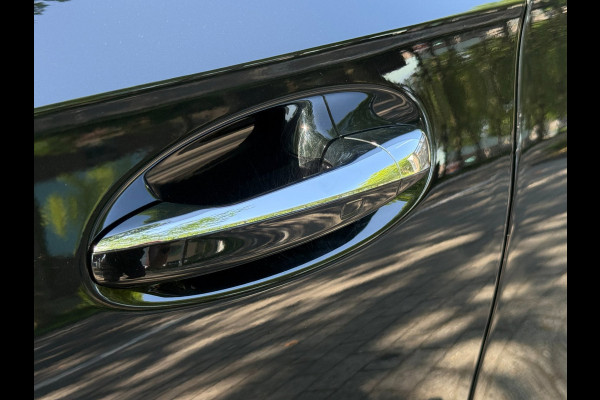 Mercedes-Benz A-Klasse 200 Business Solution AMG Automaat Pano Burmester