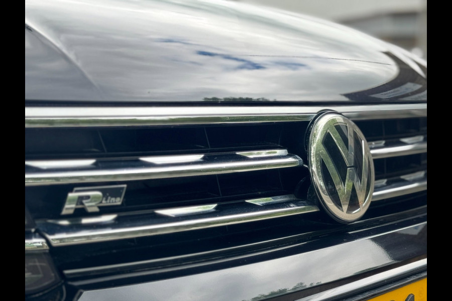 Volkswagen Tiguan 2.0 TDI 4Motion Highline Business R Line 310PK Automaat Pano Leer