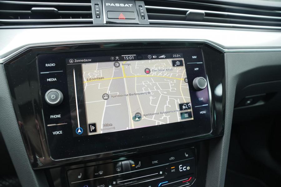 Volkswagen Passat 1.4 TSI PHEV GTE Pano