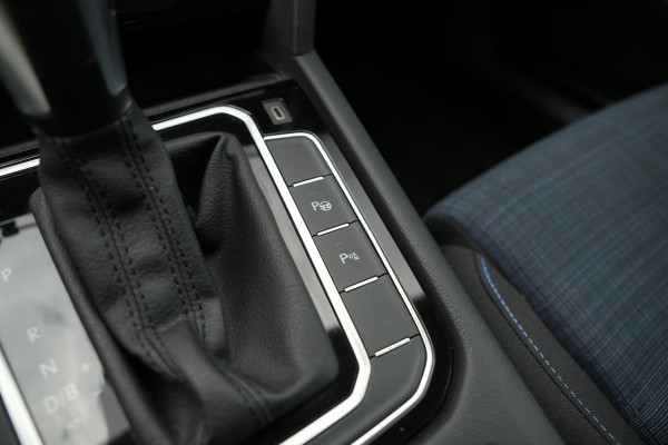 Volkswagen Passat 1.4 TSI PHEV GTE Pano