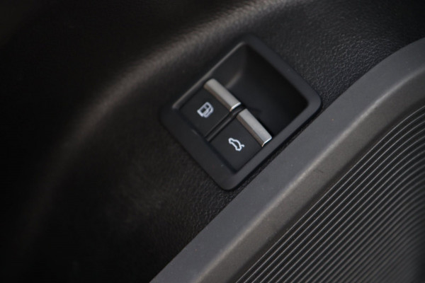 Audi Q5 55 TFSI e 3x S-Line QUATTRO / PANO / HUD / MEMORY / B&O / MASSAGE
