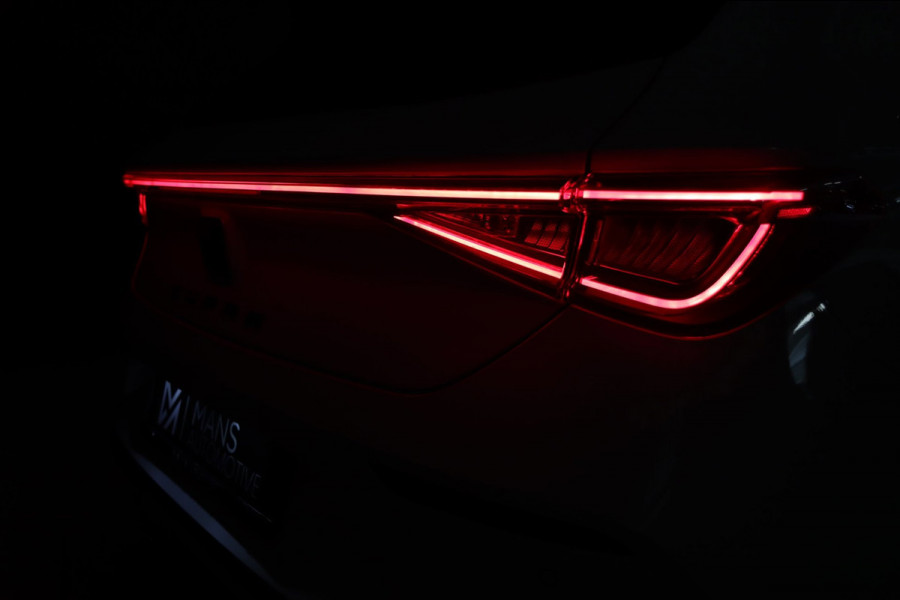 CUPRA Leon 1.4 e-Hybrid / PANO / ACC / CAMERA / KEYLESS / STUUR+STOELVERW