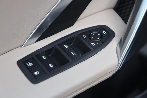 BMW X1 XDrive30e M Sport / PANO / HUD / MEMORY / H&K / 360 / KEYLESS / 20'