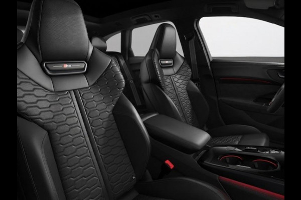 Audi RS5 Avant e-hybrid 470 kW / 639 pk | Audi Sportpakket | B&O Premium soundsysteem | Remzadels rood | Panorama-glasdak |