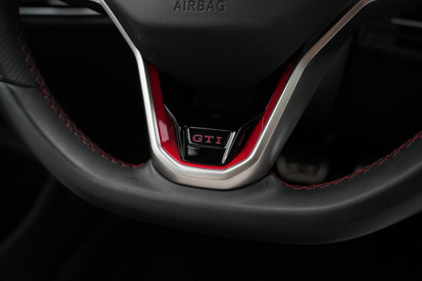 Volkswagen Golf 2.0 TSI GTI Pano IQ 245PK H&K
