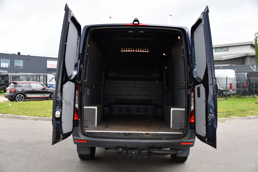 Mercedes-Benz Sprinter 319 V6 3.0 CDI L2H1 PB Edition Adapteive Cruise, 360 Camera, Carplay, LED, 10,5'' Mbux, LED, Sensoren, Trekhaak, Multimedia, Uniek!