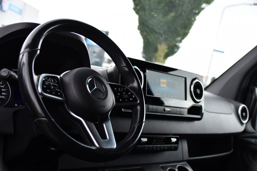 Mercedes-Benz Sprinter 319 V6 3.0 CDI L2H1 PB Edition Adapteive Cruise, 360 Camera, Carplay, LED, 10,5'' Mbux, LED, Sensoren, Trekhaak, Multimedia, Uniek!