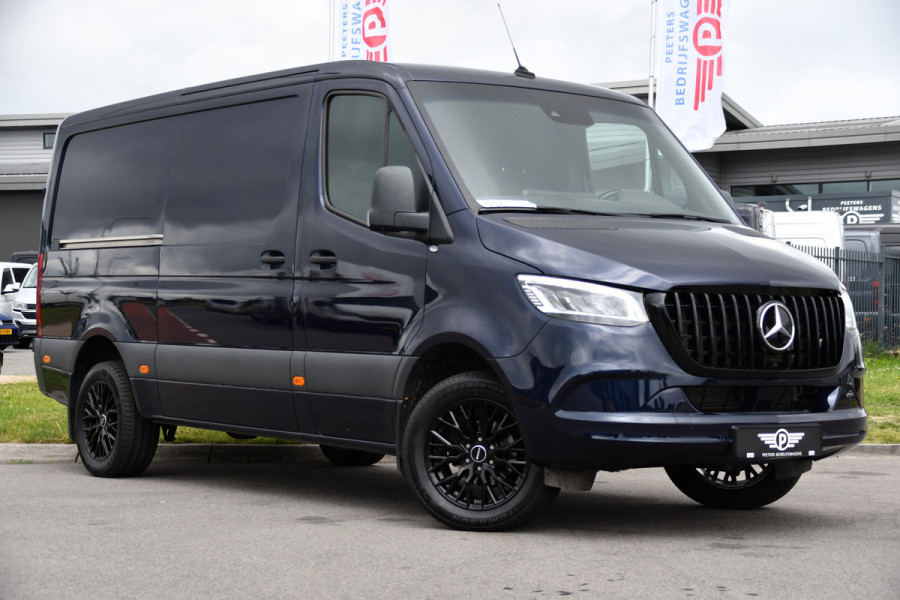 Mercedes-Benz Sprinter 319 V6 3.0 CDI L2H1 PB Edition Adapteive Cruise, 360 Camera, Carplay, LED, 10,5'' Mbux, LED, Sensoren, Trekhaak, Multimedia, Uniek!