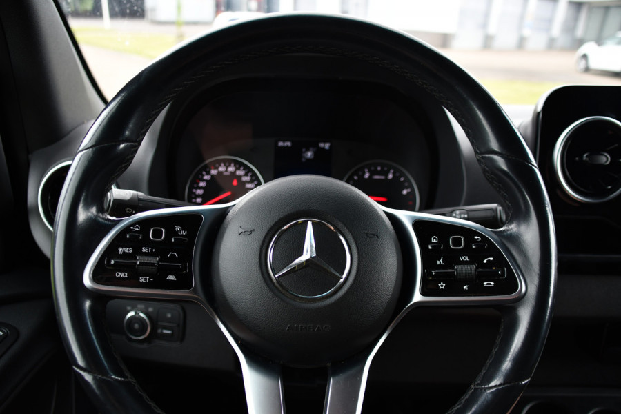 Mercedes-Benz Sprinter 319 V6 3.0 CDI L2H1 PB Edition Adapteive Cruise, 360 Camera, Carplay, LED, 10,5'' Mbux, LED, Sensoren, Trekhaak, Multimedia, Uniek!