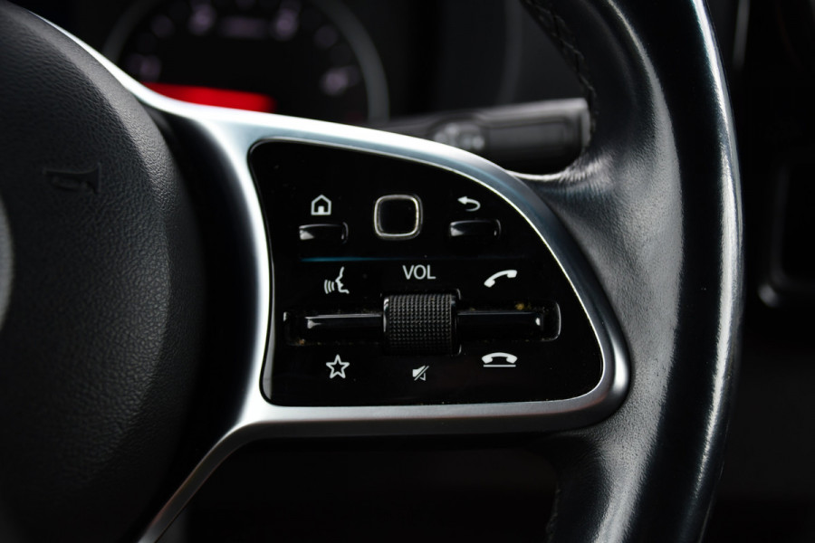 Mercedes-Benz Sprinter 319 V6 3.0 CDI L2H1 PB Edition Adapteive Cruise, 360 Camera, Carplay, LED, 10,5'' Mbux, LED, Sensoren, Trekhaak, Multimedia, Uniek!