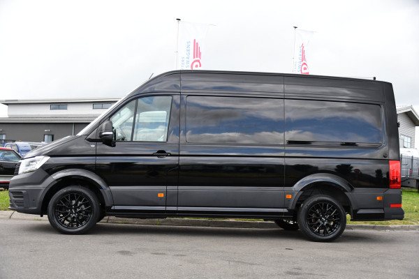 Volkswagen Crafter 35 2.0 TDI L3H3 Highline Black Edition Camera, Cruise, Carplay, LED, Clima, Automaat, Trekhaak, Sensoren, Uniek!