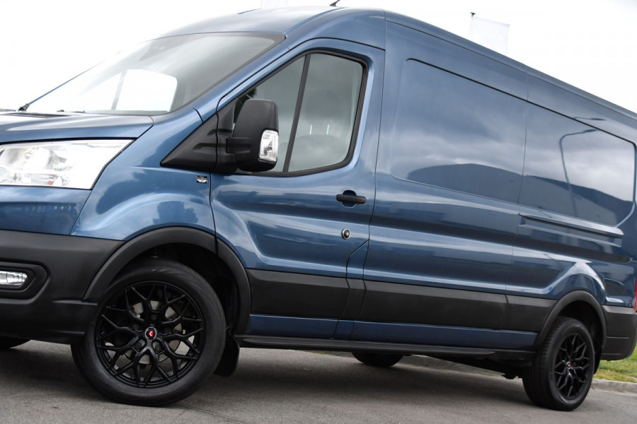 Ford Transit 350 2.0 TDCI L3H2 Raptor Edition Camera, Cruise, Carplay, 130pk, Automaat, Trekhaak, Multimedia,