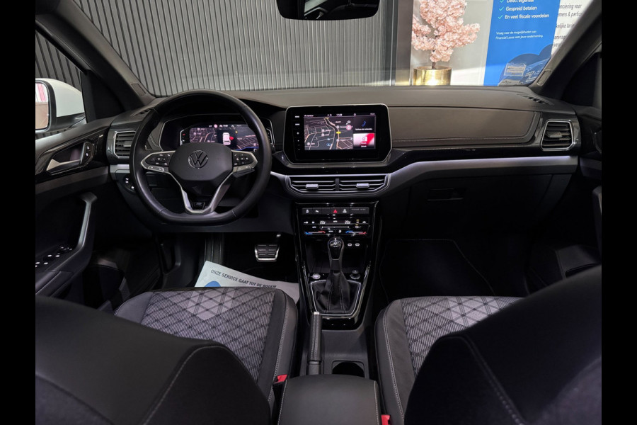Volkswagen T-Cross 1.5 TSI 3X R-Line | IQ LIGHT | CAM | KEYLESS | FACELIFT
