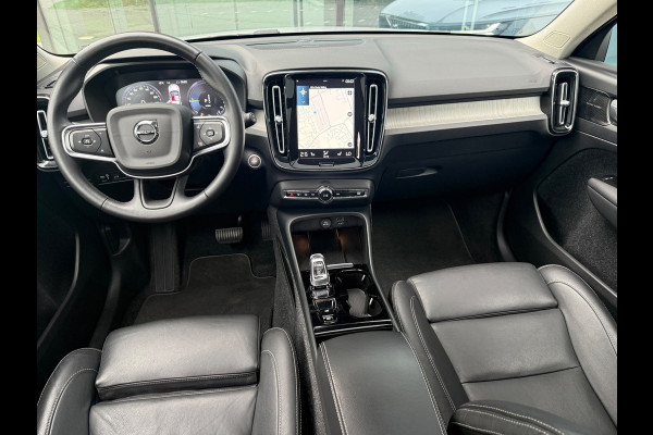 Volvo XC40 1.5 T4 Recharge Inscription - Automaat - Navi - Pano/Schuifdak - Parkeerhulp -