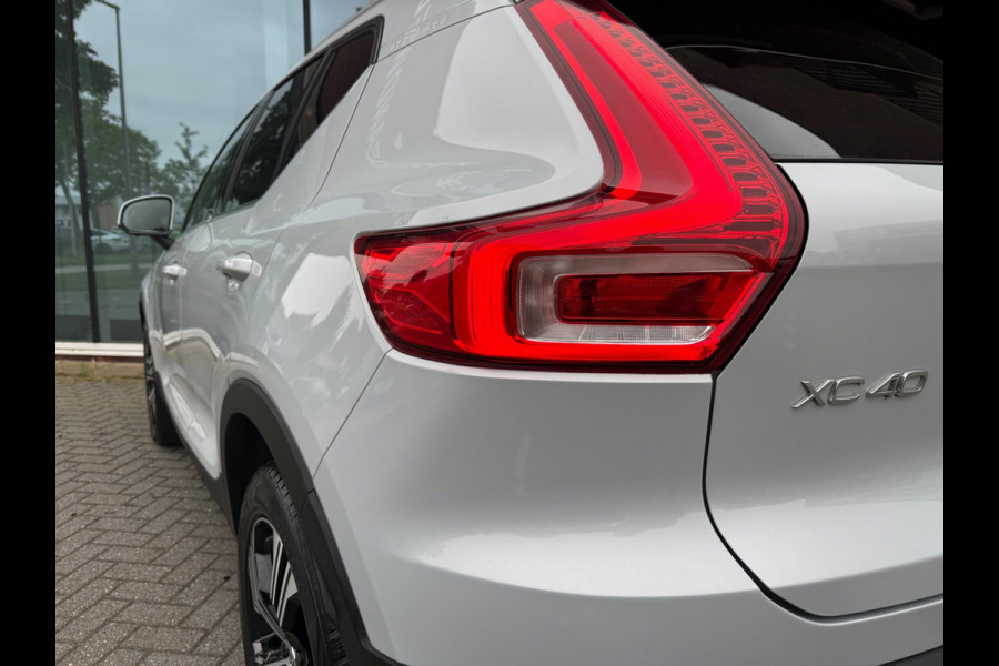 Volvo XC40 1.5 T4 Recharge Inscription - Automaat - Navi - Pano/Schuifdak - Parkeerhulp -