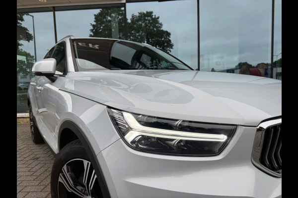 Volvo XC40 1.5 T4 Recharge Inscription - Automaat - Navi - Pano/Schuifdak - Parkeerhulp -