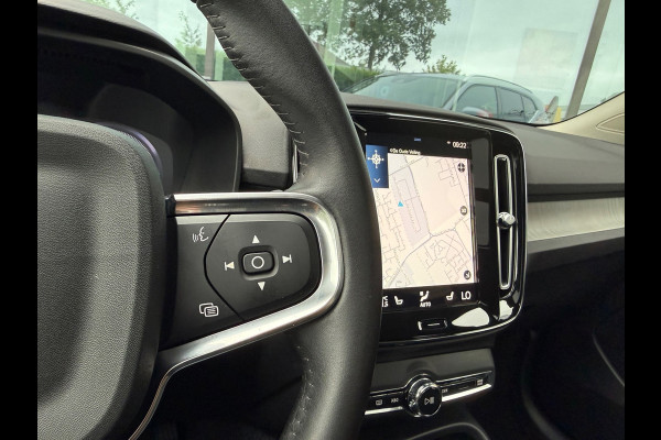 Volvo XC40 1.5 T4 Recharge Inscription - Automaat - Navi - Pano/Schuifdak - Parkeerhulp -