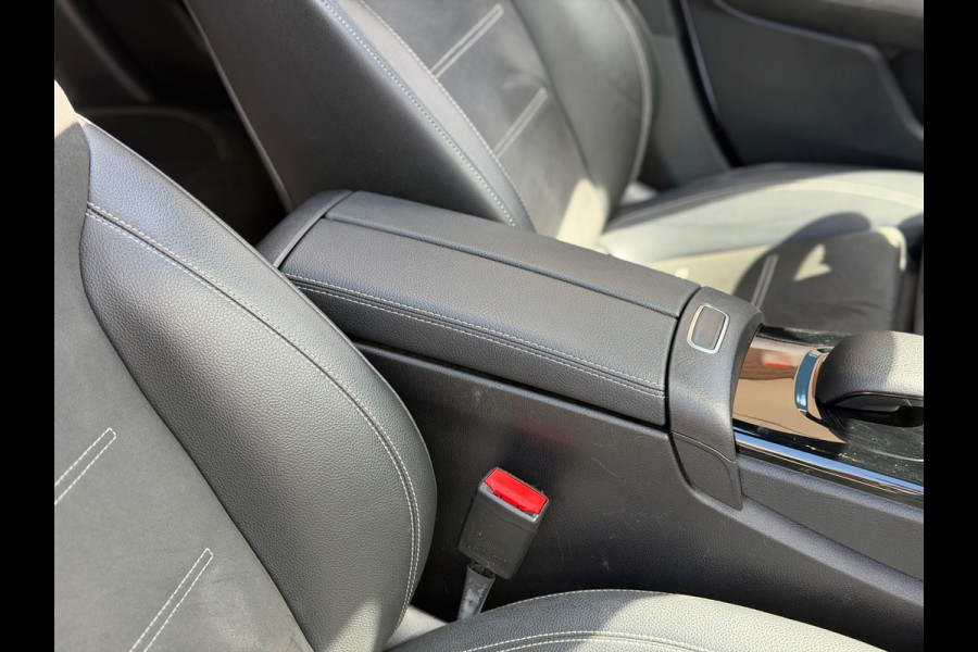 Mercedes-Benz CLA-Klasse 250e Premium Plus 2020 AUT PANO NAP