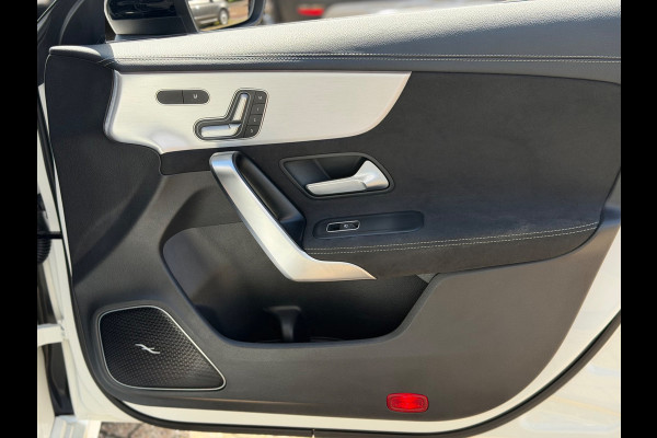 Mercedes-Benz CLA-Klasse 250e Premium Plus 2020 AUT PANO NAP