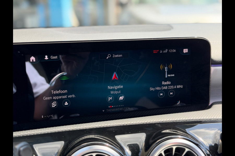 Mercedes-Benz CLA-Klasse 250e Premium Plus 2020 AUT PANO NAP