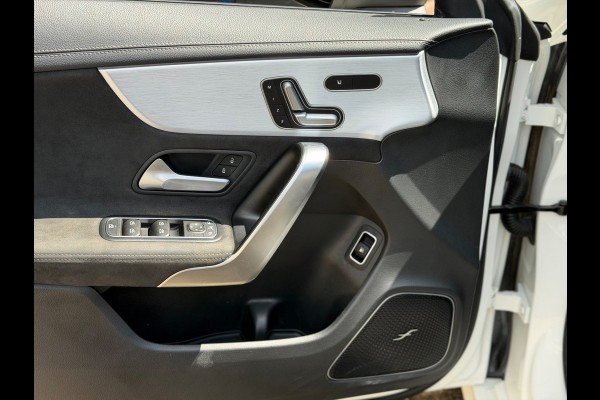 Mercedes-Benz CLA-Klasse 250e Premium Plus 2020 AUT PANO NAP