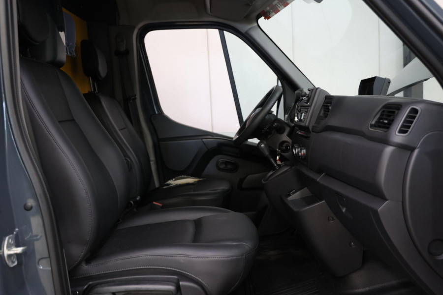Renault Master 2.3 dCi 150 BAKWAGEN LOWLINER AUTOMAAT