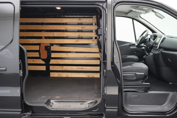 Renault Trafic 2.0 dCi 120 T29 L2H1 Comfort Climate, Camera, Cruise, LED, Navigatie, Bluetooth, PDC, Trekhaak, 18''