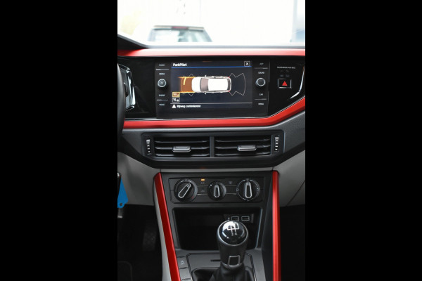 Volkswagen Polo 1.0 TSI Highline BEATS LEES TEKST!