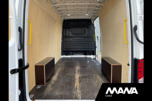 Volkswagen Crafter 35 2.0 TDI L4H3 Automaat Camera Cruise Carplay Cruise Voorruitverwarming