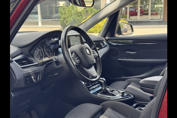 BMW 2 Serie Active Tourer 218i High Executive | Navi, Cruise, Clima, Stoelverw., Bluetooth, 18" LMV | Dealeronderhouden |