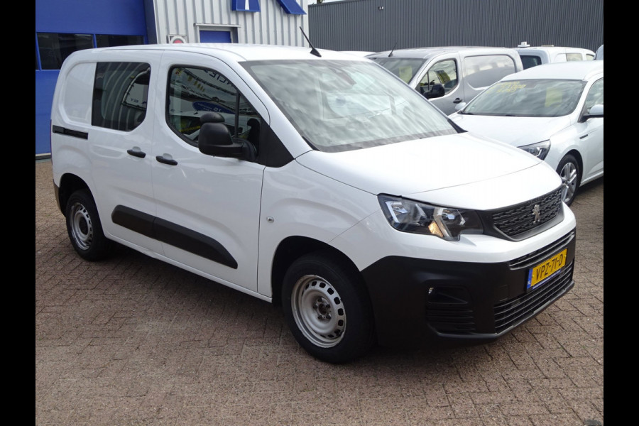 Peugeot Partner 1.2 PureTech Pro BENZINE AIRCO NAVI CRUISE CONTROL PDC SCHUIFDEUR