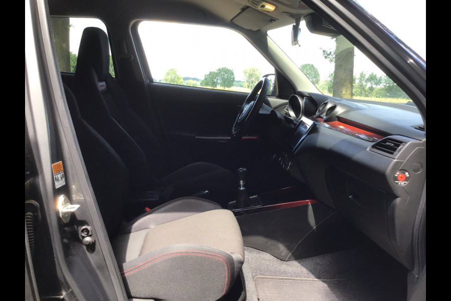 Suzuki Swift 1.4 Sport Smart Hybrid met verlengde garantie