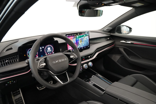 Škoda Superb Combi 1.5 TSI PHEV Sportline Business Climate control Panoramadak Leder Elek. Stoelen Stoel Ventilatie/Verwarming 24 Maanden garantie* (Vraag naar de voorwaarden)
