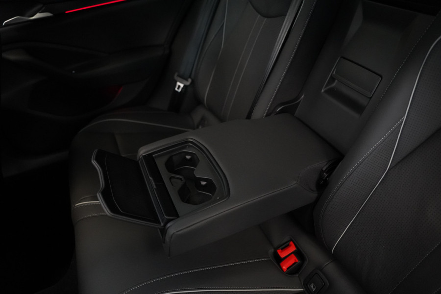 Škoda Superb Combi 1.5 TSI PHEV Sportline Business Climate control Panoramadak Leder Elek. Stoelen Stoel Ventilatie/Verwarming 24 Maanden garantie* (Vraag naar de voorwaarden)