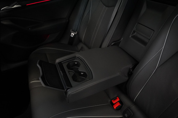 Škoda Superb Combi 1.5 TSI PHEV Sportline Business Climate control Panoramadak Leder Elek. Stoelen Stoel Ventilatie/Verwarming 24 Maanden garantie* (Vraag naar de voorwaarden)