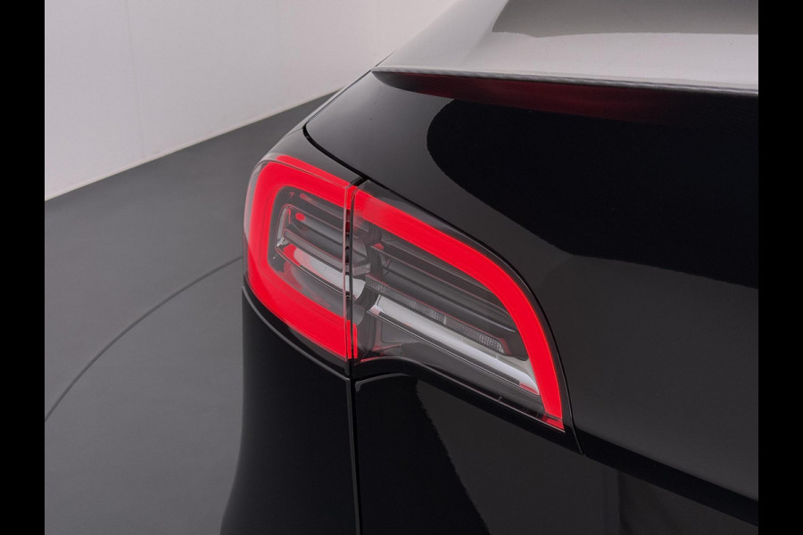 Tesla Model Y Performance AWD 75 kWh SOH 94% RIJKLAAR GELEVERD | TESLA FABRIEKSGARANTIT TOT 3-2027 OF 80.000 | TESLA GARANTIE ACCU + AANDRIJFLIJN T/M 03-2031/ 192.000KM|
