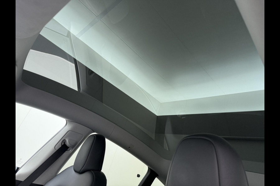 Tesla Model Y Performance AWD 75 kWh SOH 94% RIJKLAAR GELEVERD | TESLA FABRIEKSGARANTIT TOT 3-2027 OF 80.000 | TESLA GARANTIE ACCU + AANDRIJFLIJN T/M 03-2031/ 192.000KM|